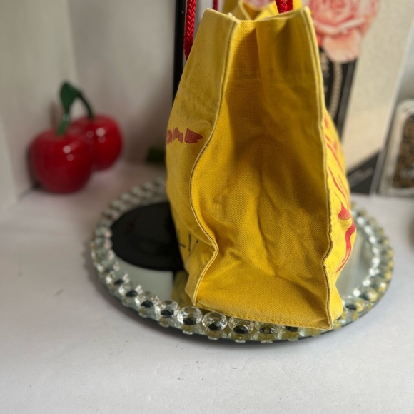 Fred Hayman Vintage Beverly Canvas Tote Yellow 16" x 11" x 5" - Picture 3 of 9